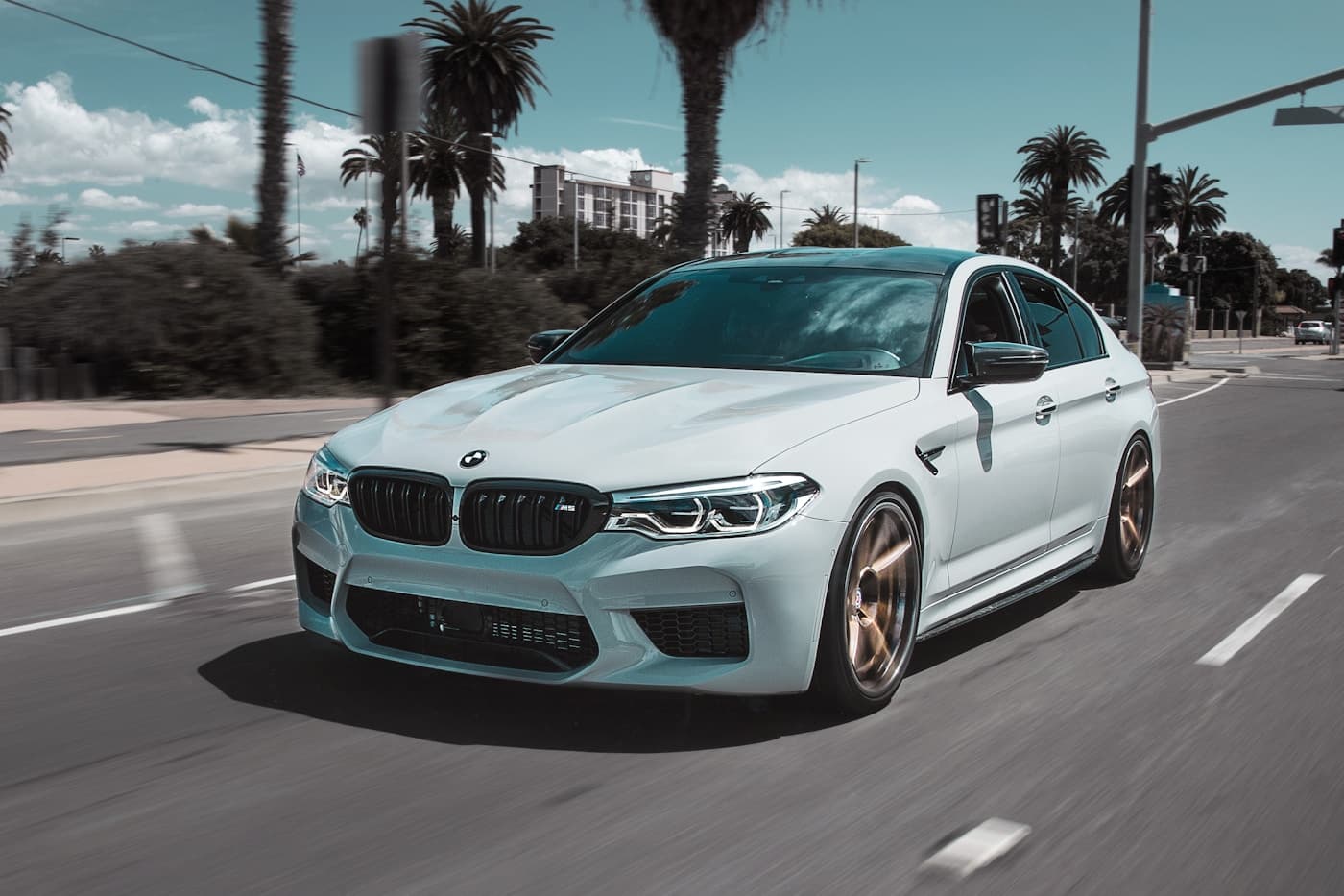 BMW iX3 — luxusní elektro-SUV za rozumnou cenu